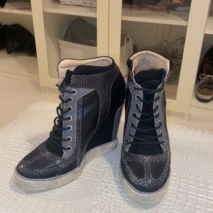 LAMB WEDGE SNEAKERS